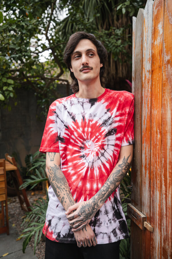 CAMISETA | TRUST IN CHAOS BY ASTRALTIEDYE