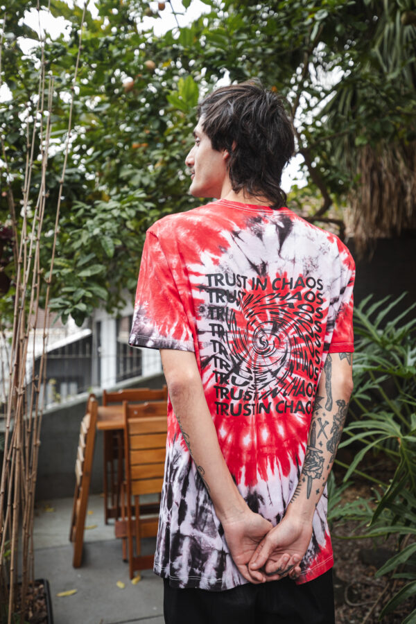 CAMISETA | TRUST IN CHAOS BY ASTRALTIEDYE - Imagem 2