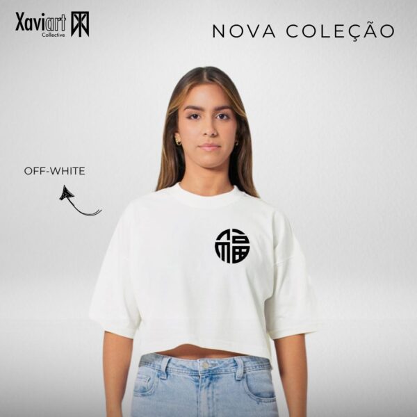 CROPPED OFF-WHITE MANEKI NEKO - Imagem 3